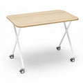 **Technische Titel in het Nederlands: Mobiele Vouwtafel met Houten Blad en Witte Onderstel**